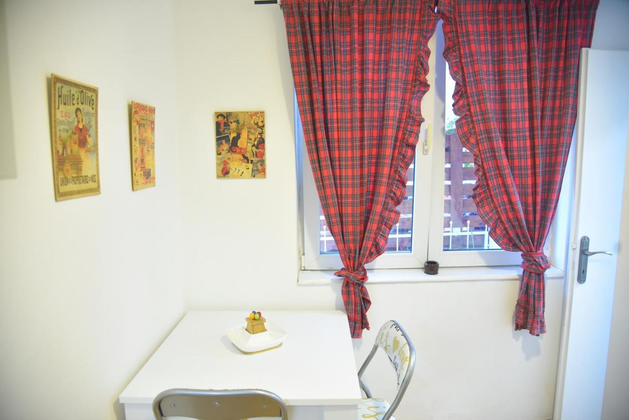 Appartamento Paris Night Private Parking Ni Esterno foto