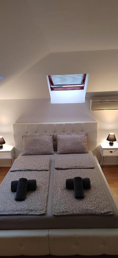Appartamento Paris Night Private Parking Ni Esterno foto